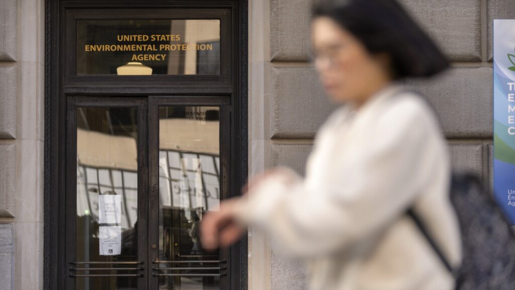 EPA employees put names to ‘declaration of dissent’ over agency moves under Trump EPA employees put names to 'declaration of dissent' over agency moves under Trump