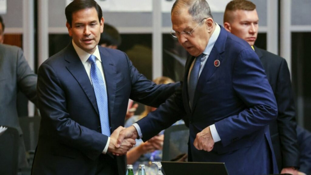 US, Russian top diplomats hold fresh talks on Ukraine at ASEAN meeting US, Russian top diplomats hold fresh talks on Ukraine at ASEAN meeting