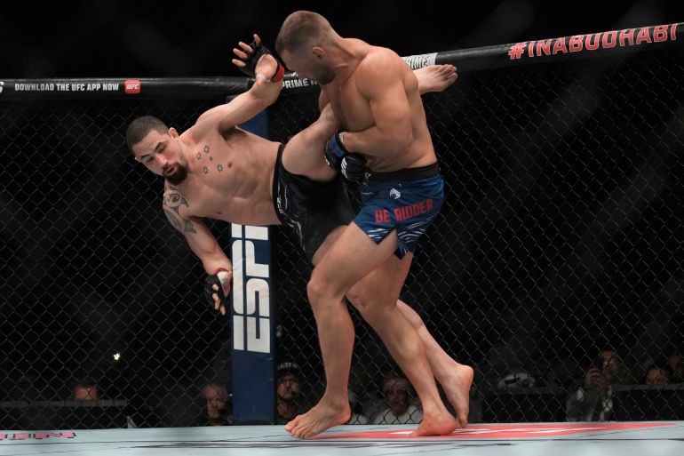 Robert Whittaker and Reinier de Ridder in action.