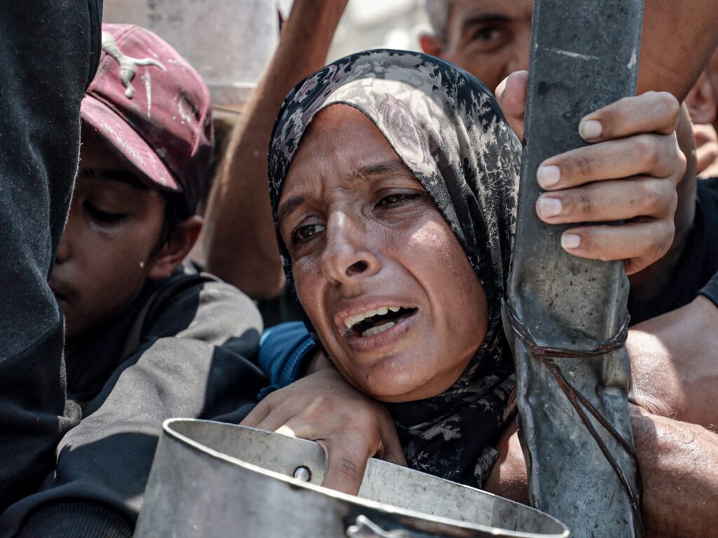 Israeli strikes kill 63 in Gaza despite ‘pauses’, as hunger crisis deepens Israeli strikes kill 63 in Gaza despite ‘pauses’, as hunger crisis deepens