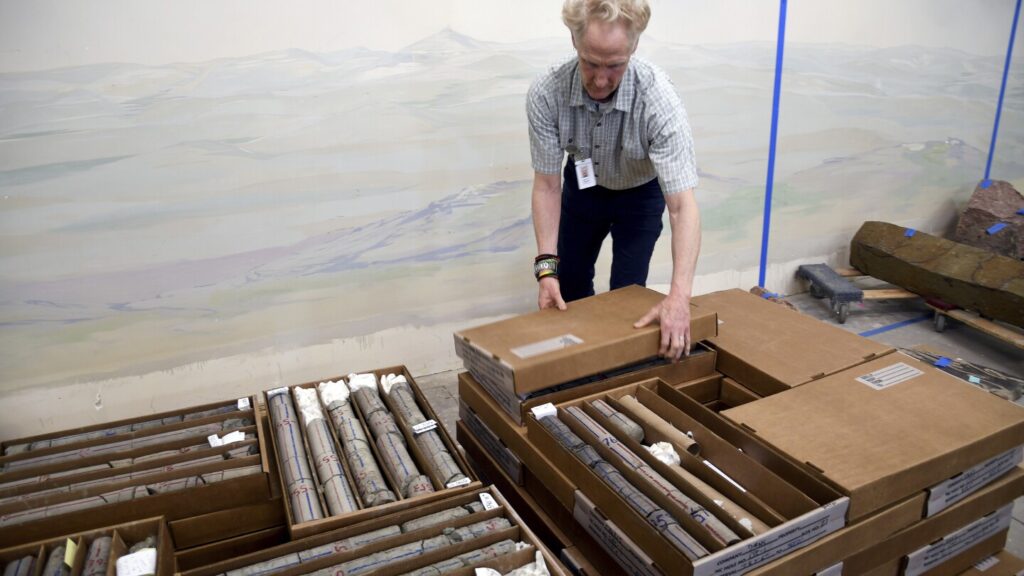 A Denver dino museum makes a find deep under own parking lot. Like ‘a hole in one from the moon.’ A Denver dino museum makes a find deep under own parking lot. Like 'a hole in one from the moon.'