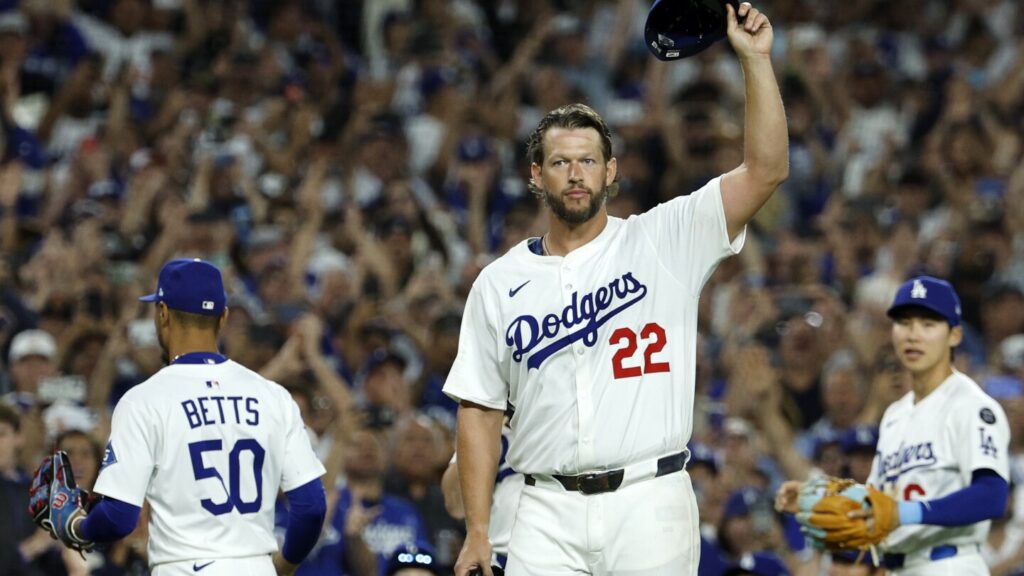 A slider, a milestone and a heartfelt thank you: Kershaw's 3,000th strikeout
