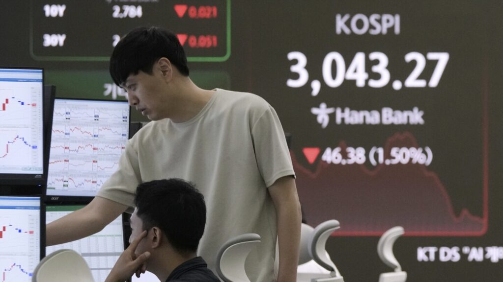 Asian shares are mixed as Trump’s tariffs deadline looms Asian shares are mixed as Trump's tariffs deadline looms