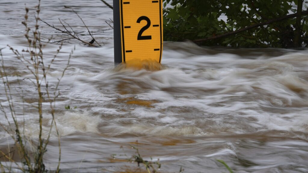 Breaking down the force of water in the Texas floods Breaking down the force of water in the Texas floods