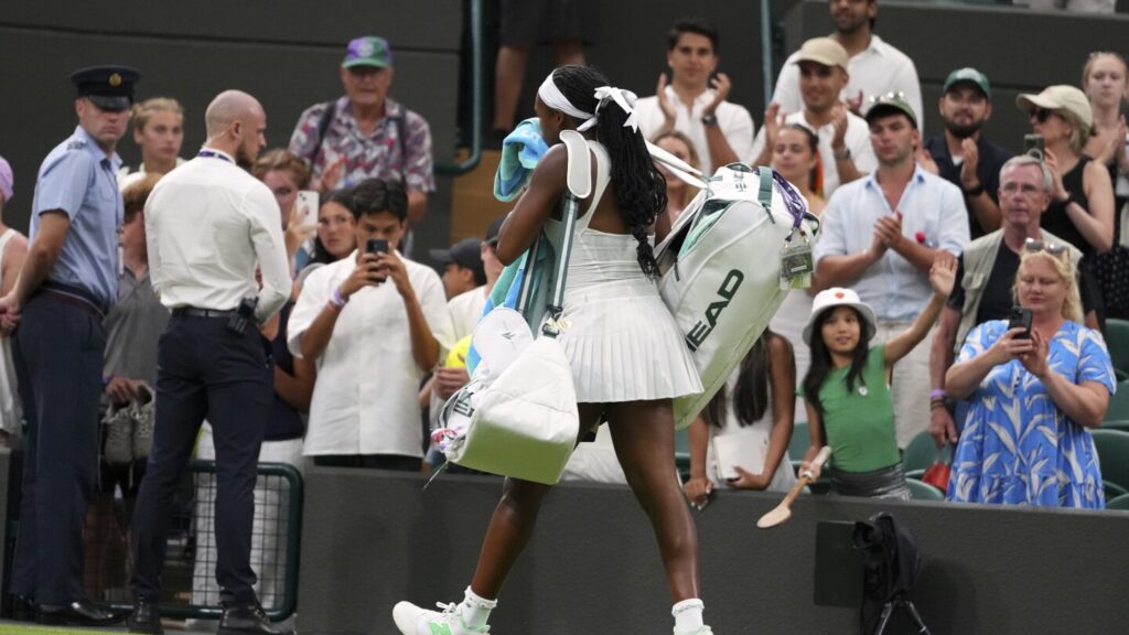 Coco Gauff is out in the first round of Wimbledon with a 7-6 (3), 6-1 loss to Dayana Yastremska Coco Gauff is out in the first round of Wimbledon with a 7-6 (3), 6-1 loss to Dayana Yastremska