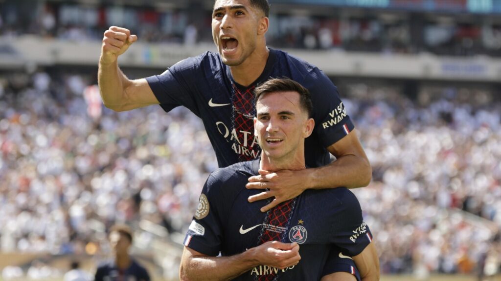 Fabián Ruiz scores 2 goals and PSG routs Real Madrid 4-0 to reach Club World Cup final Fabián Ruiz scores 2 goals and PSG routs Real Madrid 4-0 to reach Club World Cup final