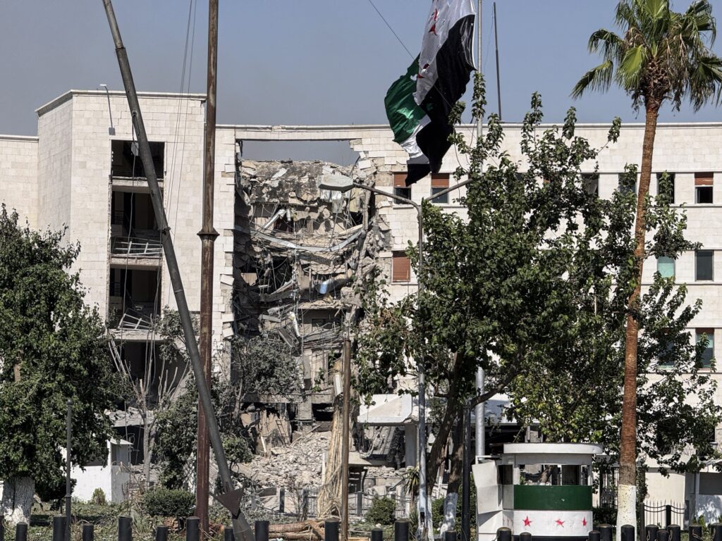 Israel bombards Syria’s Damascus as US says steps agreed to end violence Israel bombards Syria’s Damascus as US says steps agreed to end violence