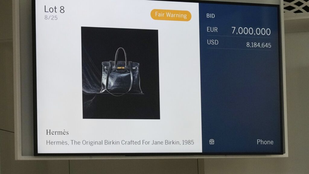 Jane Birkin’s original Hermès bag sells at auction for whopping 8.6 million euros Jane Birkin’s original Hermès bag sells at auction for whopping 8.6 million euros