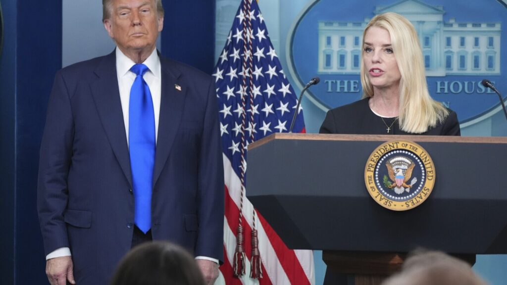 Justice Dept. fires more prosecutors, support staff involved in Trump prosecutions, AP sources say Justice Dept. fires more prosecutors, support staff involved in Trump prosecutions, AP sources say