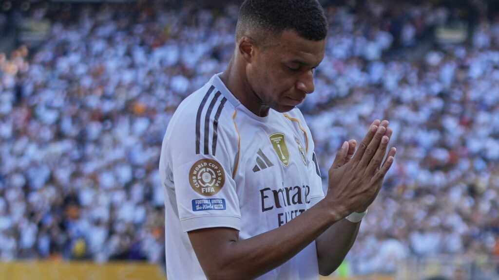 Mbappé drops legal harassment case against PSG and seeks reconciliation Mbappé drops legal harassment case against PSG and seeks reconciliation