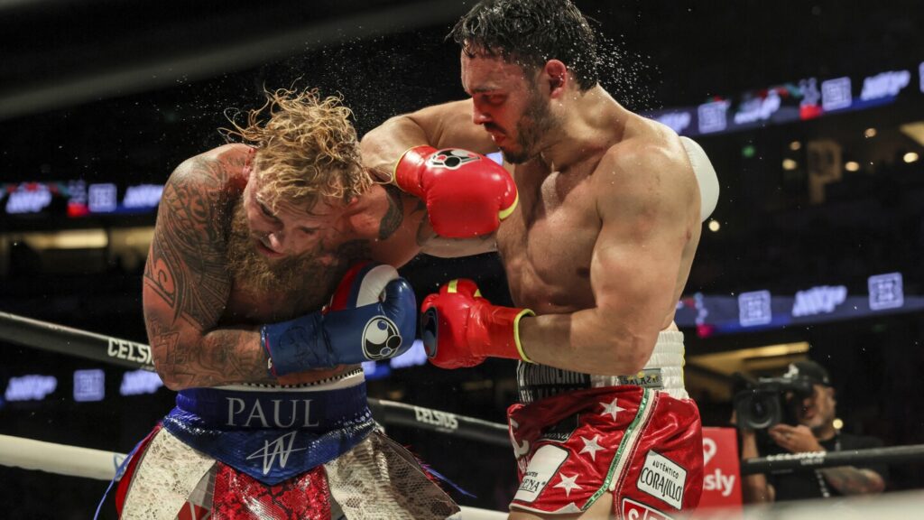 Mexican boxer Julio César Chávez Jr. arrested by ICE for deportation, federal officials say