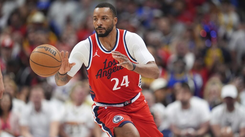 Powell joining Heat, Collins to Clippers, Love and Anderson to Utah in 3-team trade, AP source says Powell joining Heat, Collins to Clippers, Love and Anderson to Utah in 3-team trade, AP source says