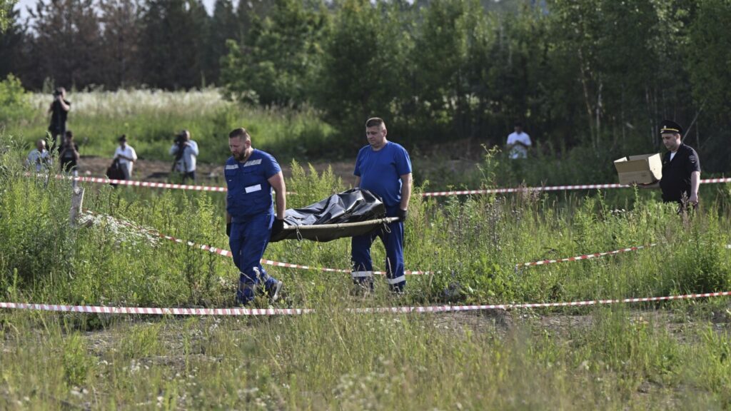 Russian transport minister’s death fuels speculation about harsher environment for Kremlin elites