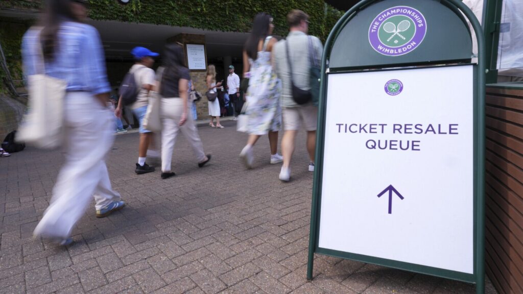 Want to see tennis stars like Carlos Alcaraz at Wimbledon’s Centre Court for $20? Here’s how Want to see tennis stars like Carlos Alcaraz at Wimbledon's Centre Court for $20? Here's how
