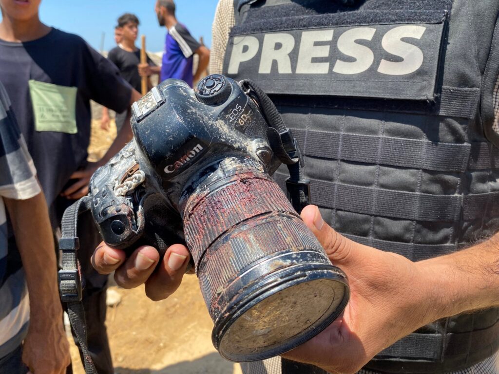 Hamas challenges Israeli account of Gaza hospital attack that killed 21 Hamas challenges Israeli account of Gaza hospital attack that killed 21