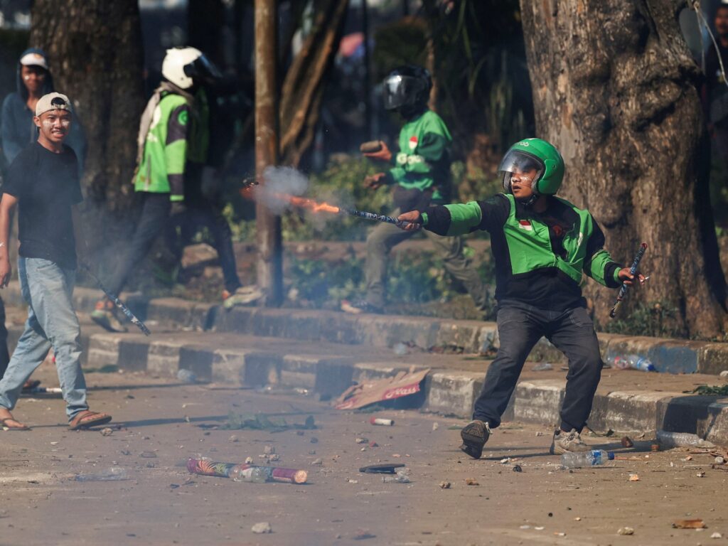 Indonesian president says lawmakers’ perks to be cut after deadly protests