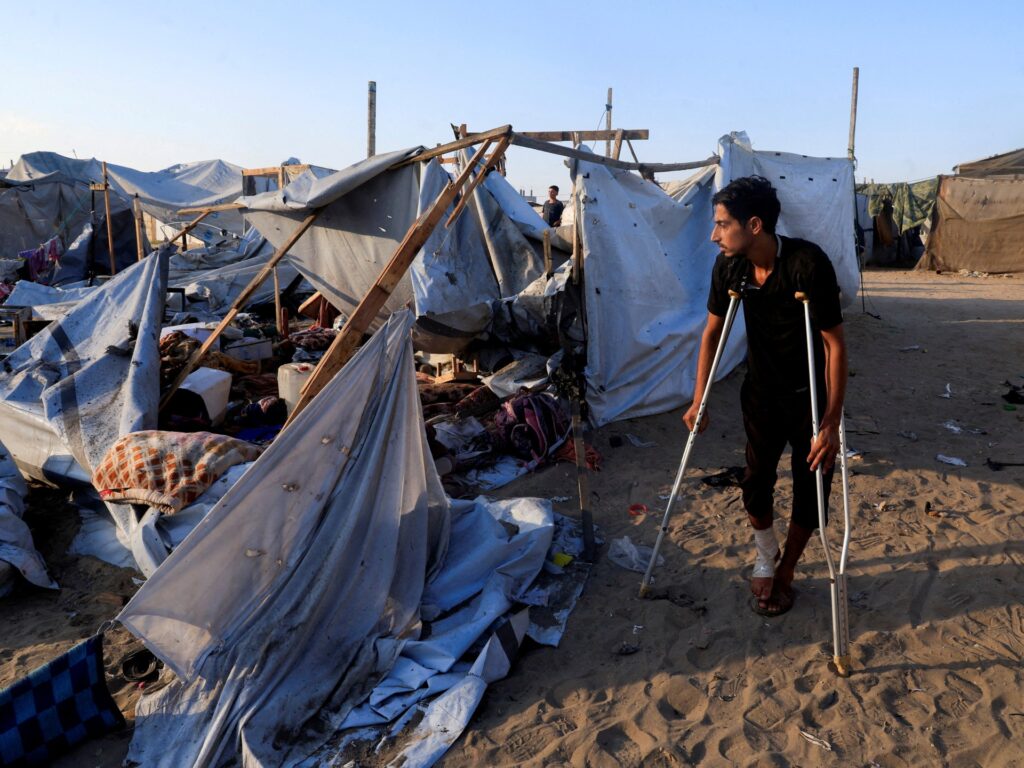 Israeli forces kill more than 80 people across Gaza as starvation worsens Israeli forces kill more than 80 people across Gaza as starvation worsens
