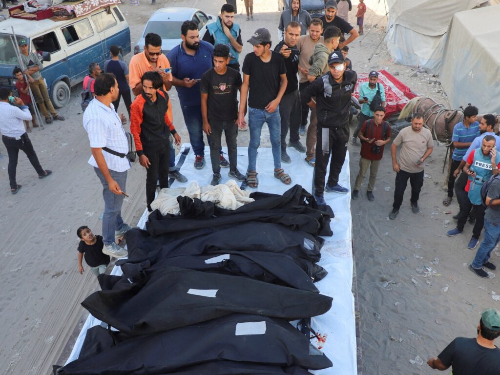 Israeli attack kills at least 25 from the same family in Gaza City homes Israeli attack kills at least 25 from the same family in Gaza City homes