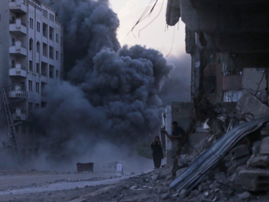 Israel intensifies Gaza City destruction, bombs another high-rise tower Israel intensifies Gaza City destruction, bombs another high-rise tower
