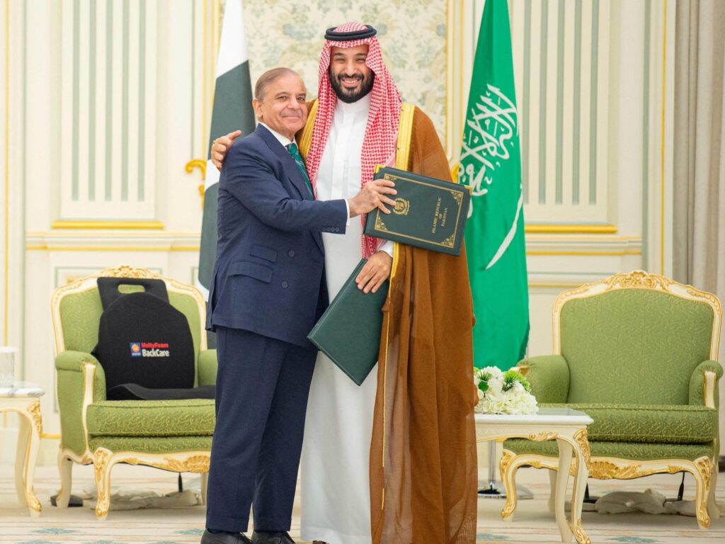 Saudi Arabia signs mutual defence pact with nuclear-armed Pakistan Saudi Arabia signs mutual defence pact with nuclear-armed Pakistan