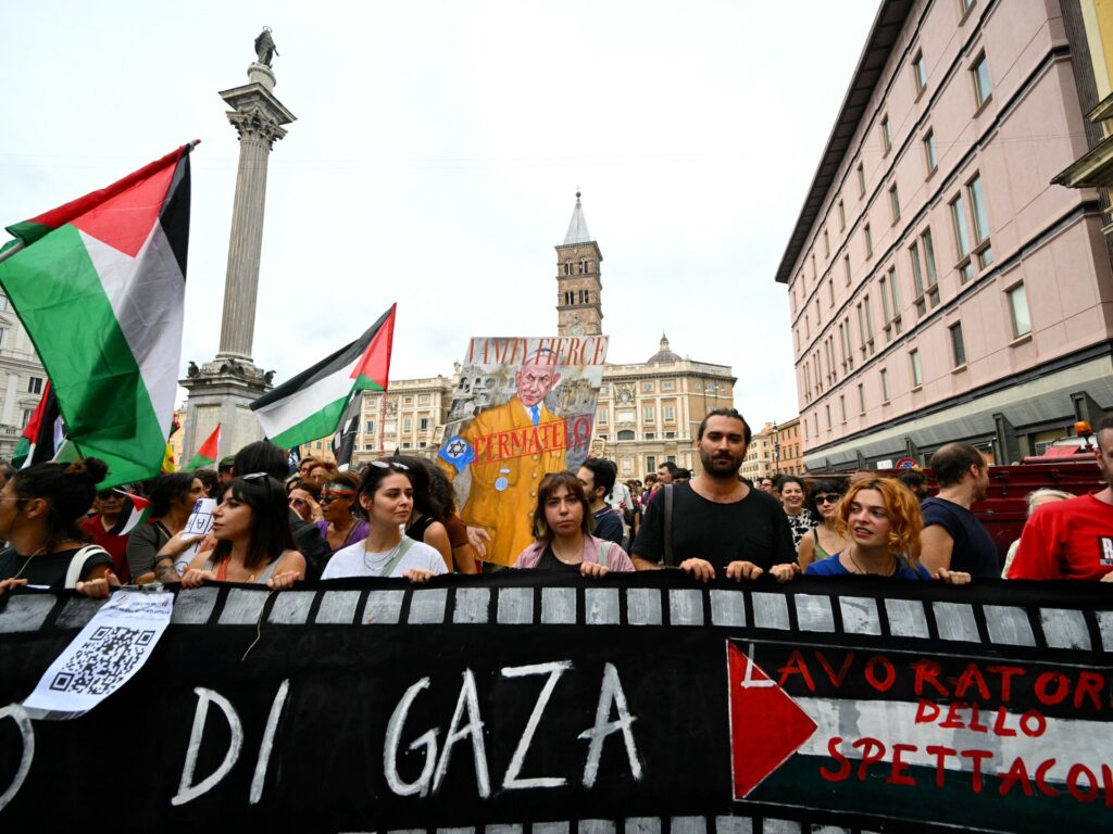 The Italian people made us smile in Gaza