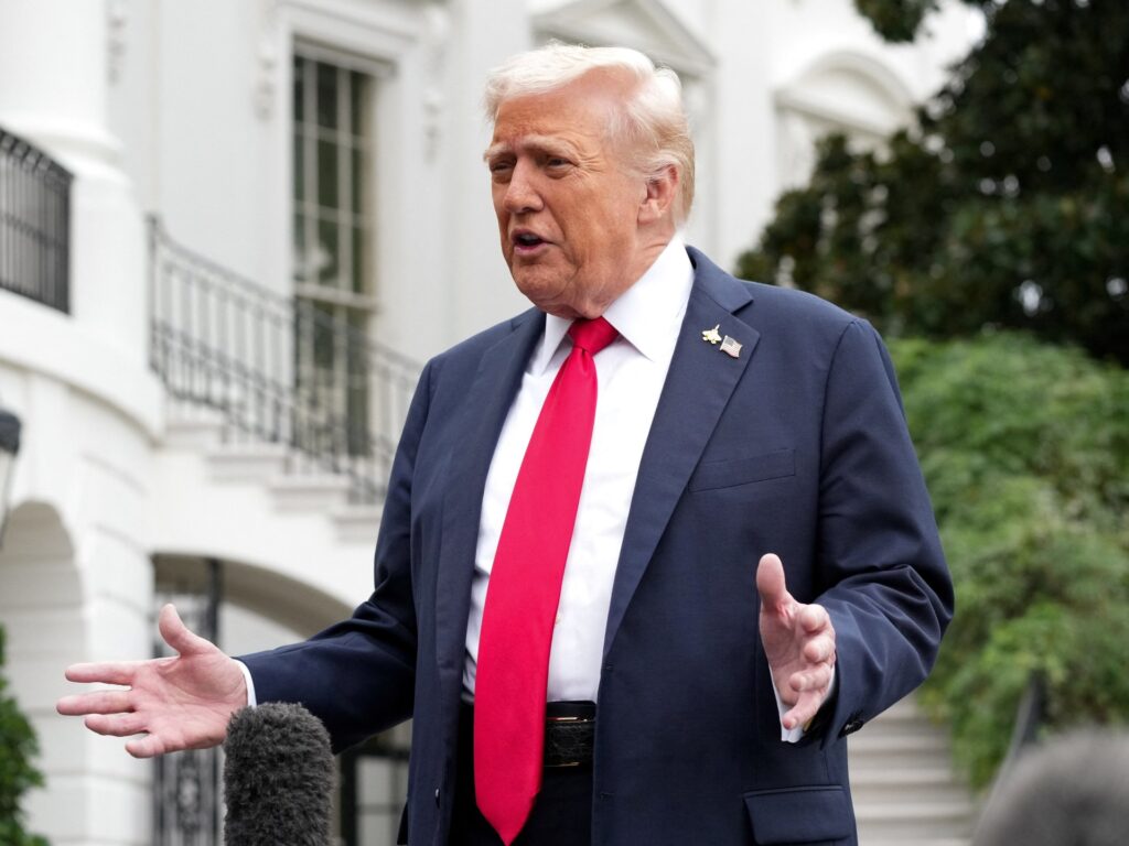 Trump says Hamas has ‘three or four days’ to respond to Gaza proposal Trump says Hamas has ‘three or four days’ to respond to Gaza proposal