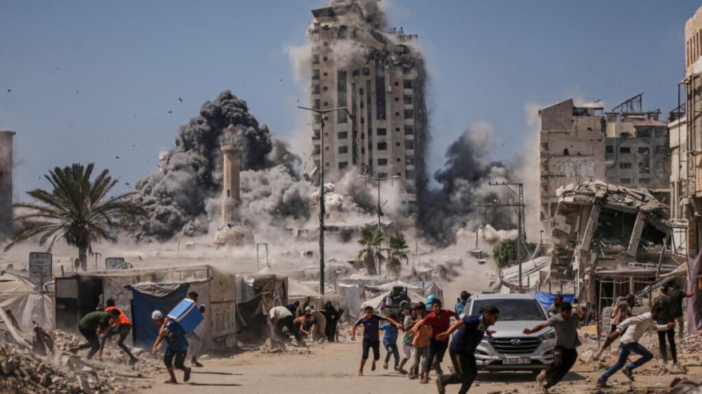 Trump suggests he put forward new Gaza ceasefire proposal Trump suggests he put forward new Gaza ceasefire proposal