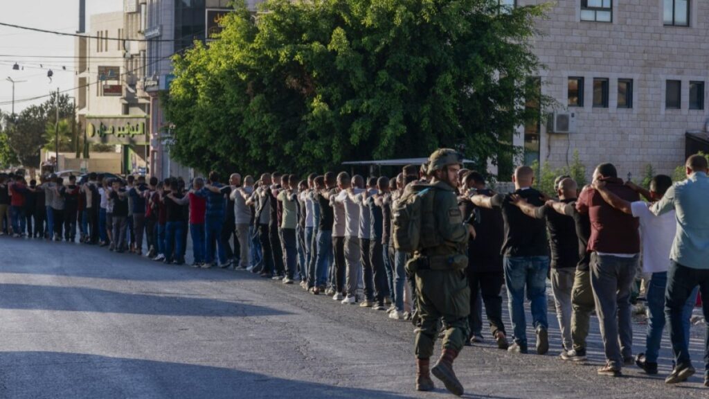 ‘Show of humiliation’ as Israeli army lays siege to West Bank’s Tulkarem ‘Show of humiliation’ as Israeli army lays siege to West Bank’s Tulkarem