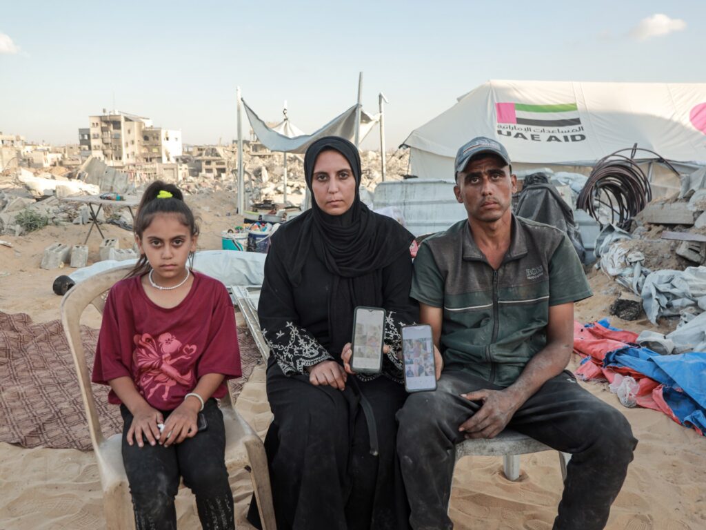 Returning to Gaza City, a family finds bulldozed graves and little hope Returning to Gaza City, a family finds bulldozed graves and little hope