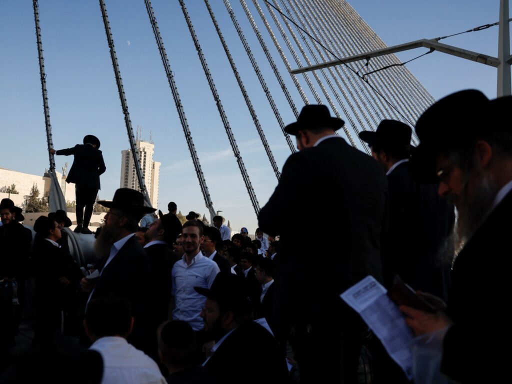 Israeli ultra-Orthodox Jews rally in Jerusalem against military service Israeli ultra-Orthodox Jews rally in Jerusalem against military service