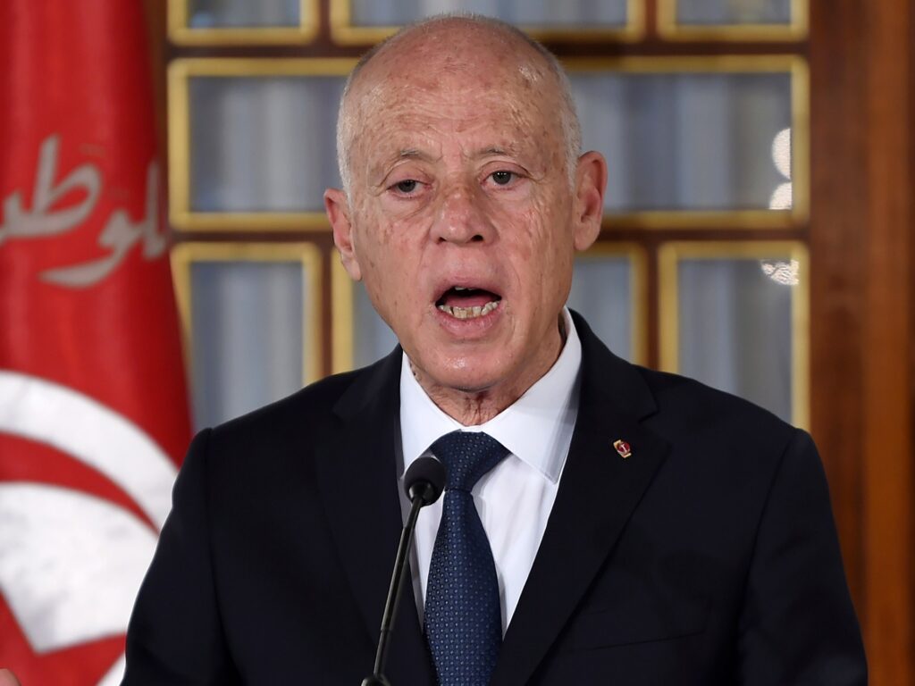 Tunisia pardons man sentenced to death over Facebook posts Tunisia pardons man sentenced to death over Facebook posts