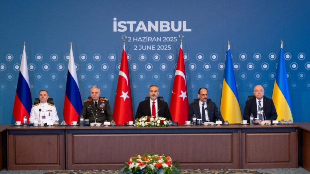 Ukraine’s Zelenskyy headed to Turkiye in bid to resuscitate peace talks Ukraine’s Zelenskyy headed to Turkiye in bid to resuscitate peace talks