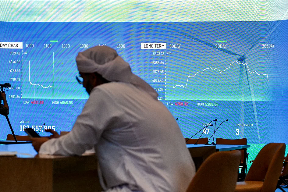 UAE firms lead GCC earnings surge as Q3 profits hit 3-year high UAE firms lead GCC earnings surge as Q3 profits hit 3-year high