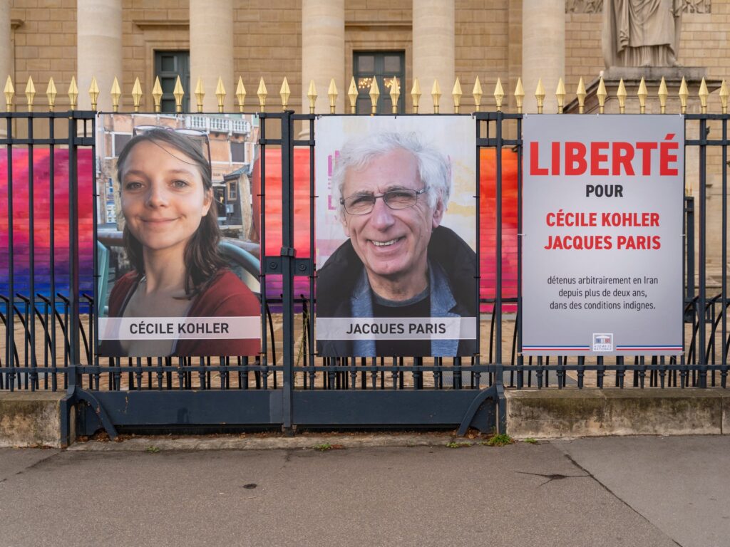 Iran releases two French nationals imprisoned for three years Iran releases two French nationals imprisoned for three years