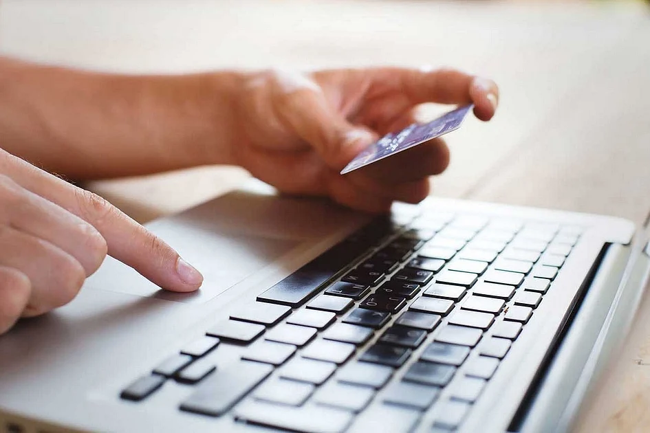 UAE: 8 in 10 shoppers now use AI to guide purchases, study reveals UAE: 8 in 10 shoppers now use AI to guide purchases, study reveals
