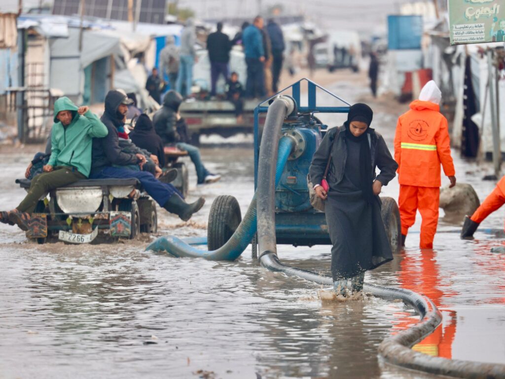 Israeli strikes on Gaza are relentless as displaced endure flooded camps Israeli strikes on Gaza are relentless as displaced endure flooded camps