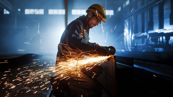 Saudi Arabia’s Industrial Production Climbs Nearly 9% in October as Oil and Manufacturing Power Growth