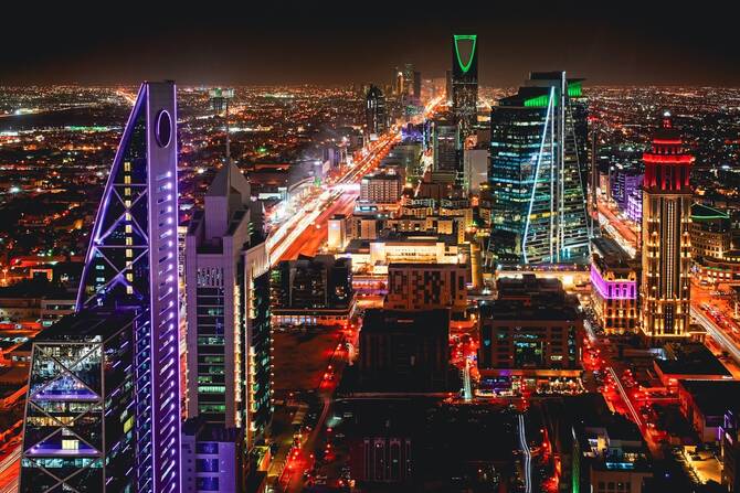 Saudi Economy Posts Strong 4.8% Growth in Q3, Bolstered by Oil and Diversification Drive