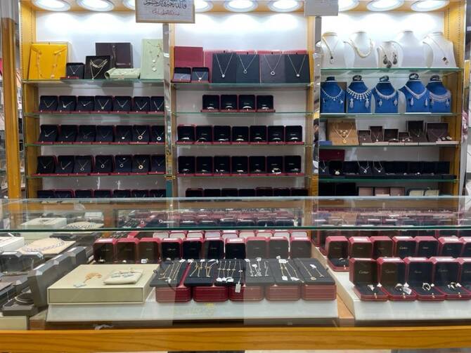 Saudi Women Drive Luxury Second-Hand Boom, Seeking Deals on Cartier and Rolex
