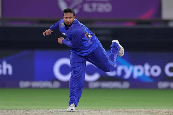 Shakib Stars as MI Emirates Topple Table-Topping Vipers in ILT20 Showdown