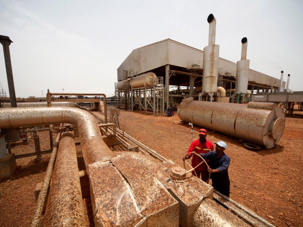 South Sudan army to secure critical Heglig oilfield in Sudan war spillover South Sudan army to secure critical Heglig oilfield in Sudan war spillover