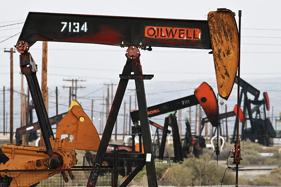Oil prices fall as capture of Maduro raises questions over supply Oil prices fall as capture of Maduro raises questions over supply