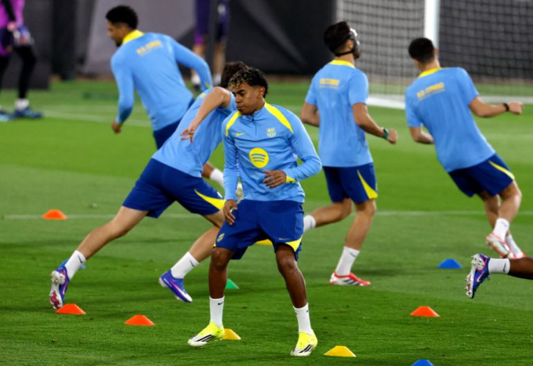 Barcelona's Lamine Yamal during training