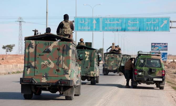 Syrian Army Orders Evacuation, Demands Kurdish Withdrawal Ahead of Expected Aleppo Offensive