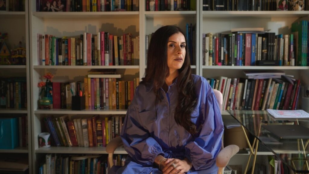 Australian writers’ festival apologises to Palestinian author after boycott Australian writers’ festival apologises to Palestinian author after boycott