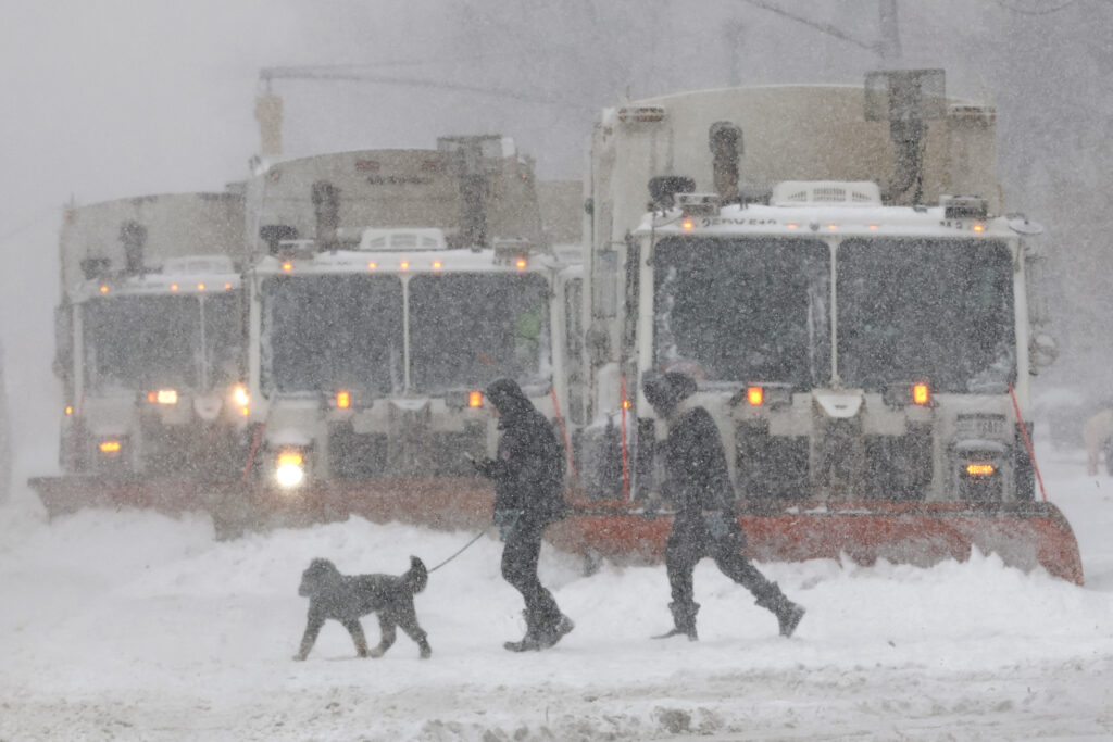 Deadly Polar Vortex Storm Ravages U.S., Killing 30 and Cutting Power to Over 500,000