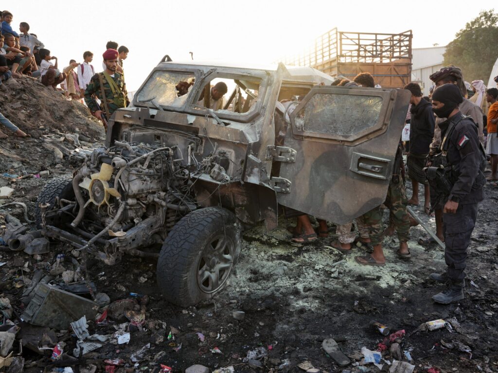Five killed in ‘treacherous’ attack on military convoy in Yemen Five killed in ‘treacherous’ attack on military convoy in Yemen