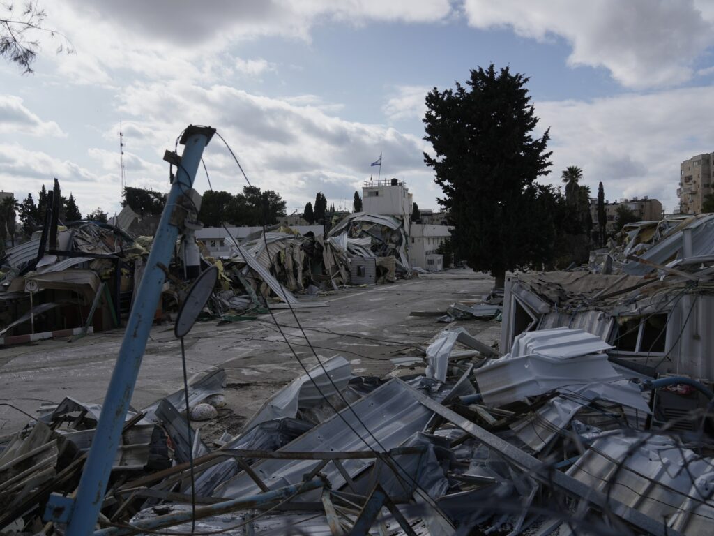 Israel bulldozes UNRWA buildings in occupied East Jerusalem Israel bulldozes UNRWA buildings in occupied East Jerusalem