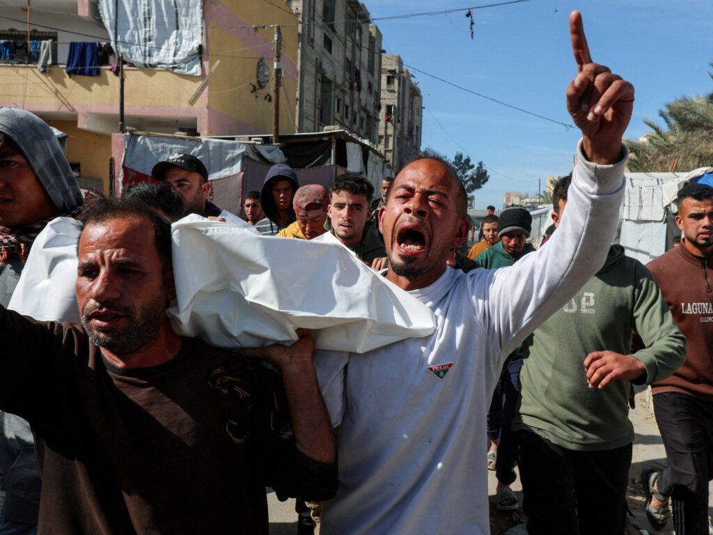 Israel hands over 15 bodies of Palestinians in last stage of captive swap Israel hands over 15 bodies of Palestinians in last stage of captive swap