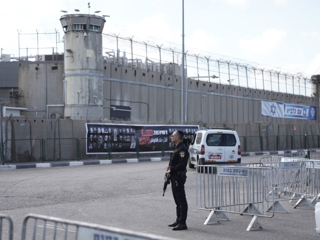 Israeli prisons are akin to ‘torture camps’, Israeli rights group finds Israeli prisons are akin to ‘torture camps’, Israeli rights group finds